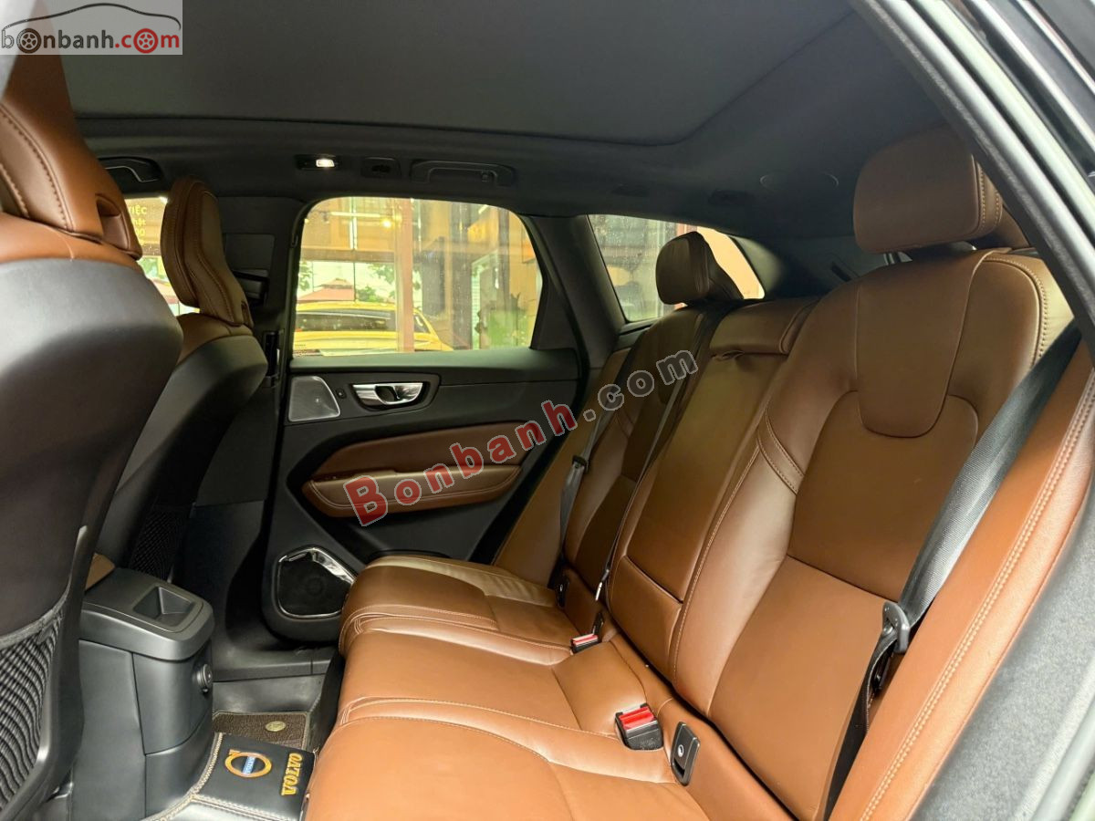 Bán ô tô Volvo XC60 Recharge T8 AWD - 2022 - xe cũ