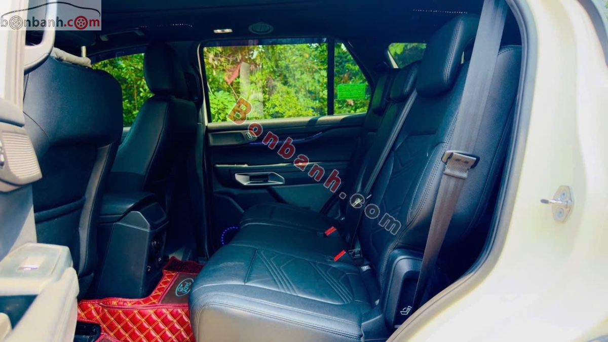 Bán ô tô Ford Everest Titanium 2.0L 4x2 AT - 2024 - xe cũ