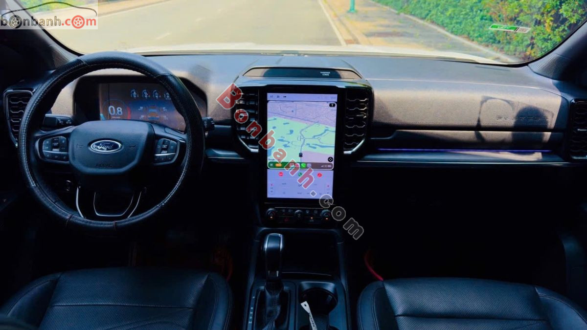 Bán ô tô Ford Everest Titanium 2.0L 4x2 AT - 2024 - xe cũ