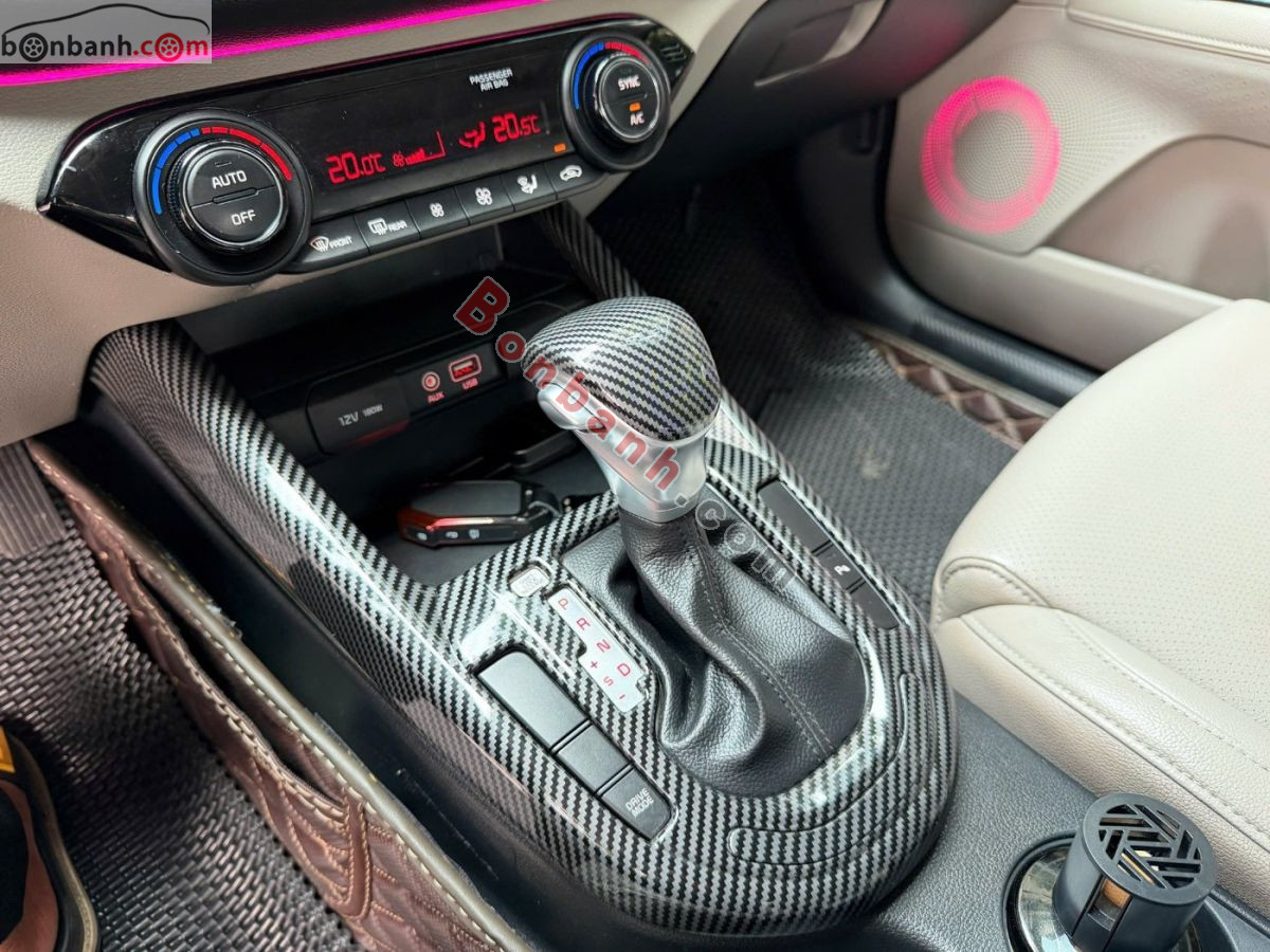 Bán ô tô Kia Cerato 1.6 AT Luxury - 2019 - xe cũ