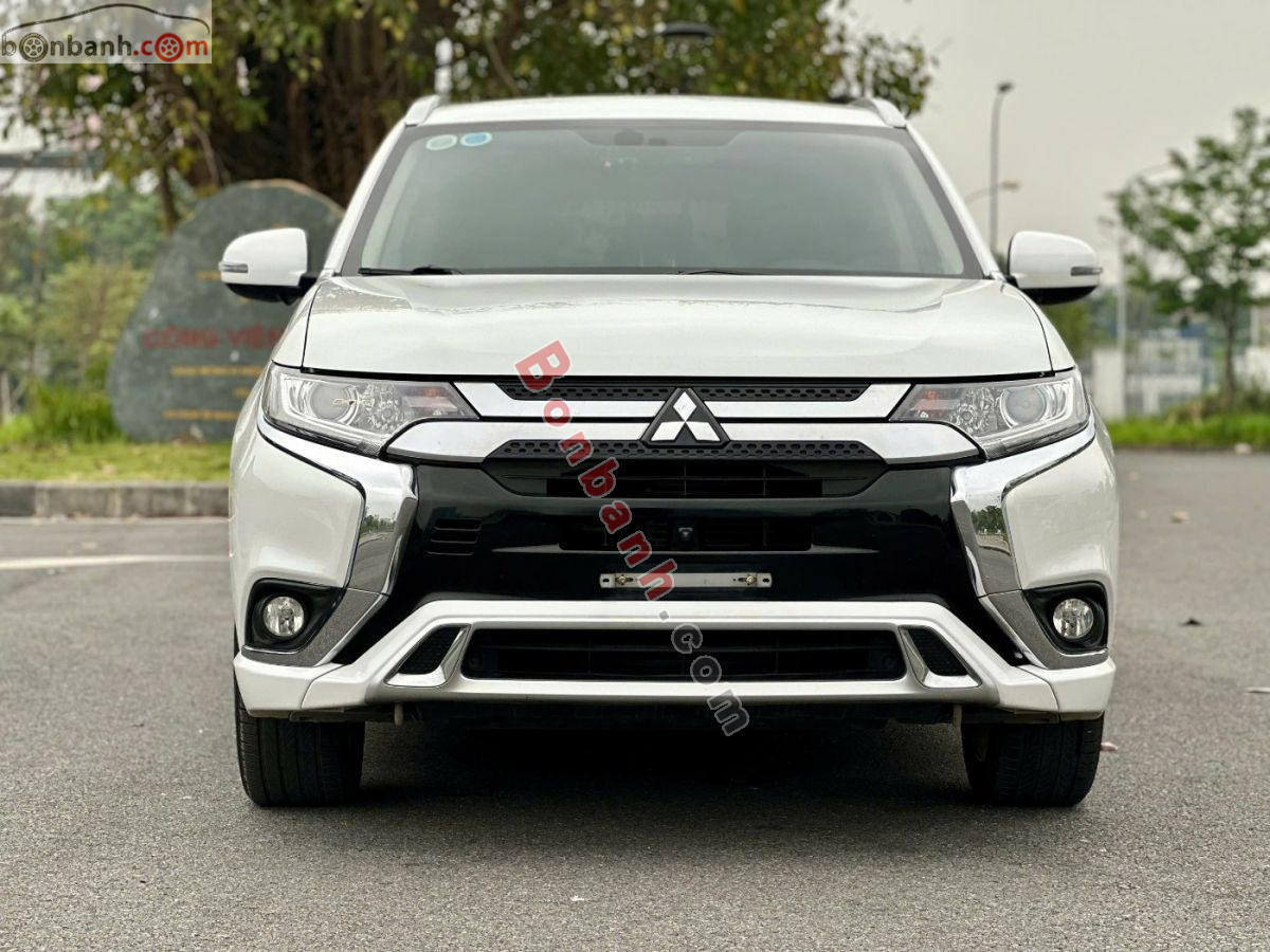 Bán ô tô Mitsubishi Outlander 2.0 CVT - 2023 - xe cũ