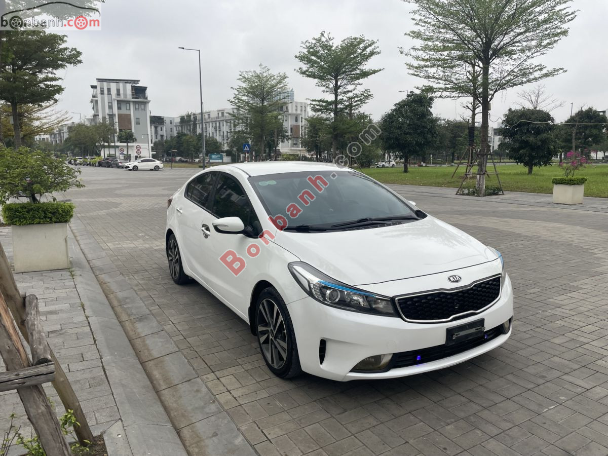 Bán ô tô Kia Cerato 1.6 MT - 2018 - xe cũ