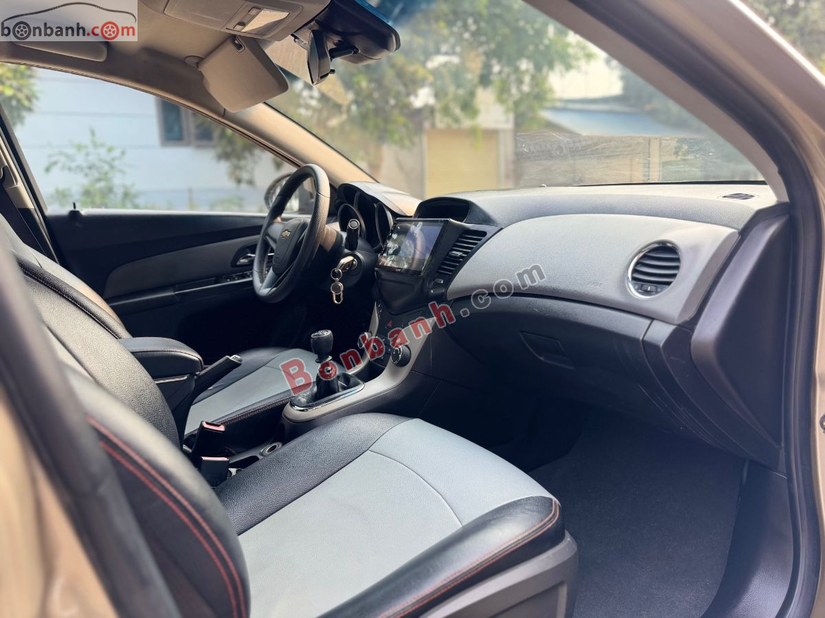 Bán ô tô Chevrolet Cruze LT 1.6 MT - 2011 - xe cũ