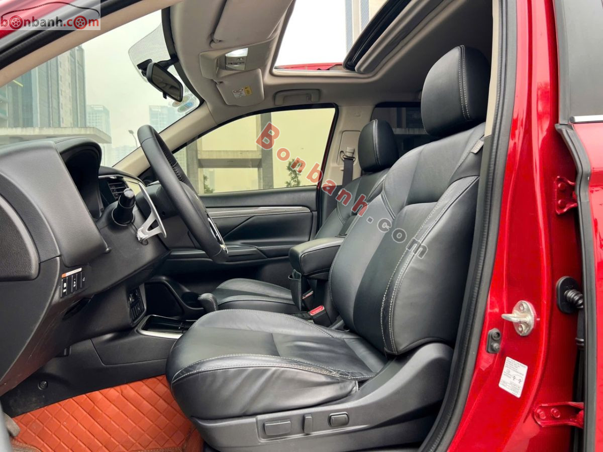 Bán ô tô Mitsubishi Outlander 2.0 CVT Premium - 2020 - xe cũ