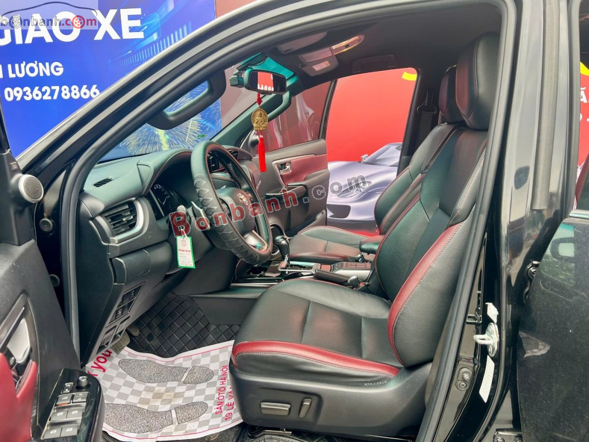 Bán ô tô Toyota Fortuner Legender 2.4L 4x2 AT - 2022 - xe cũ