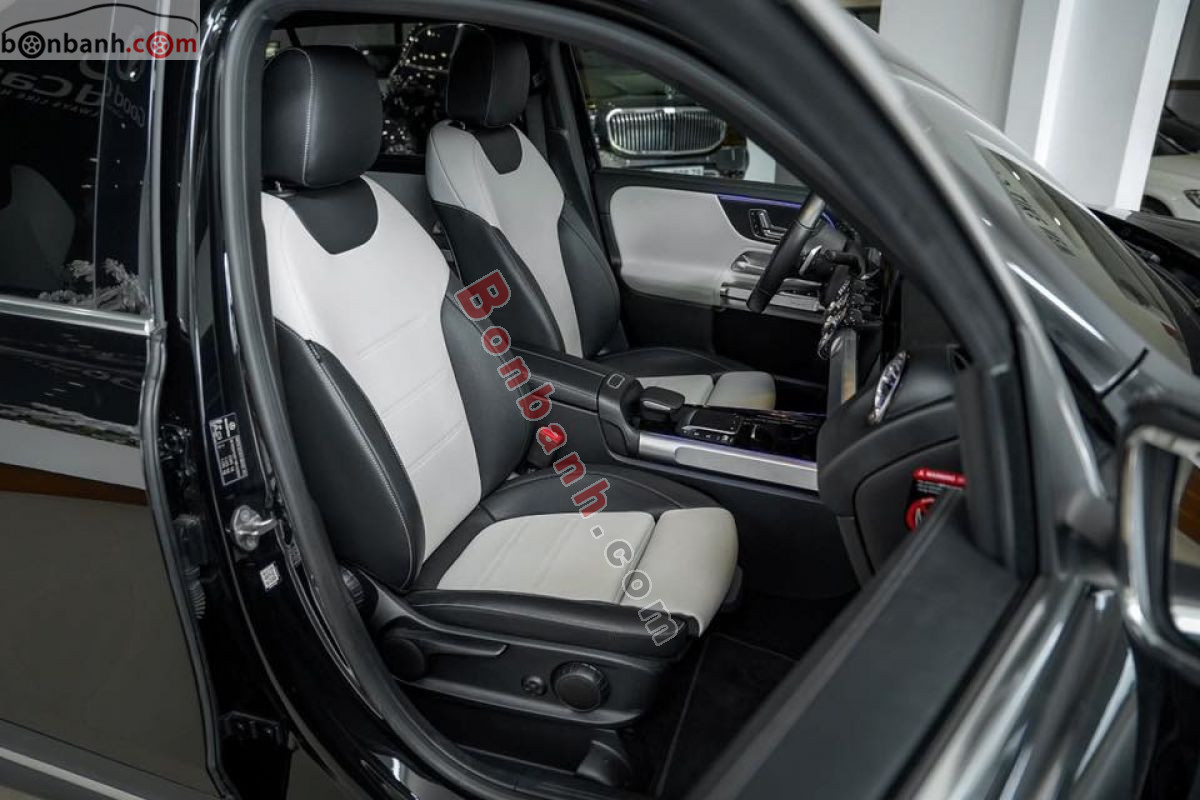 Bán ô tô Mercedes Benz GLB 200 AMG - 2021 - xe cũ