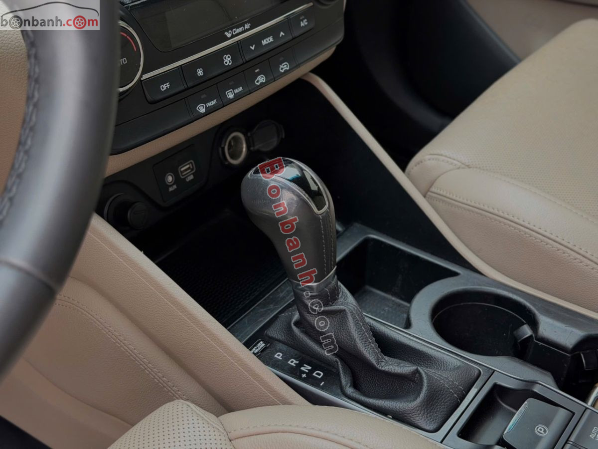 Bán ô tô Hyundai Tucson 2.0 AT CRDi - 2018 - xe cũ