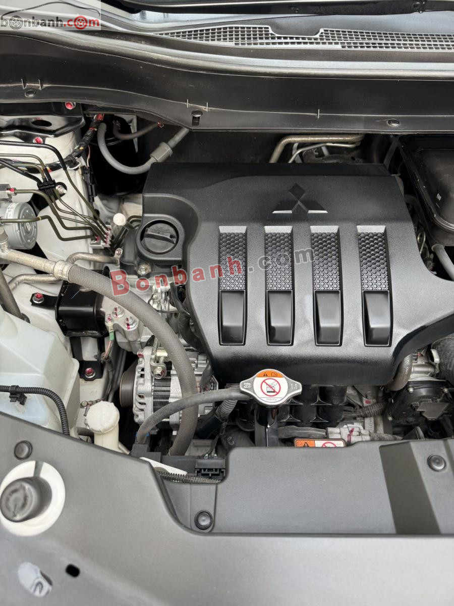 Bán ô tô Mitsubishi Xpander 1.5 AT - 2025 - xe cũ