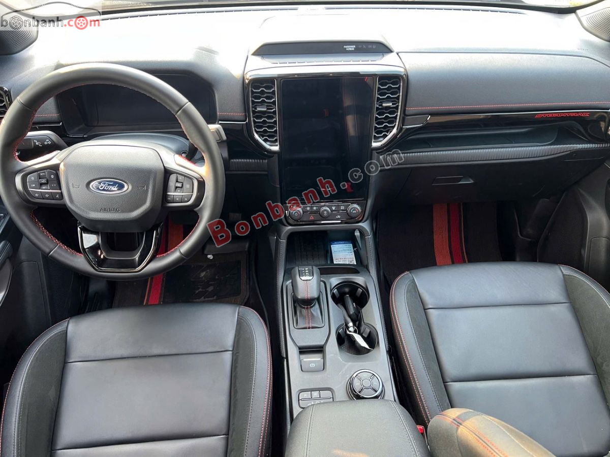 Bán ô tô Ford Ranger Stormtrak 2.0L 4x4 AT - 2025 - xe cũ