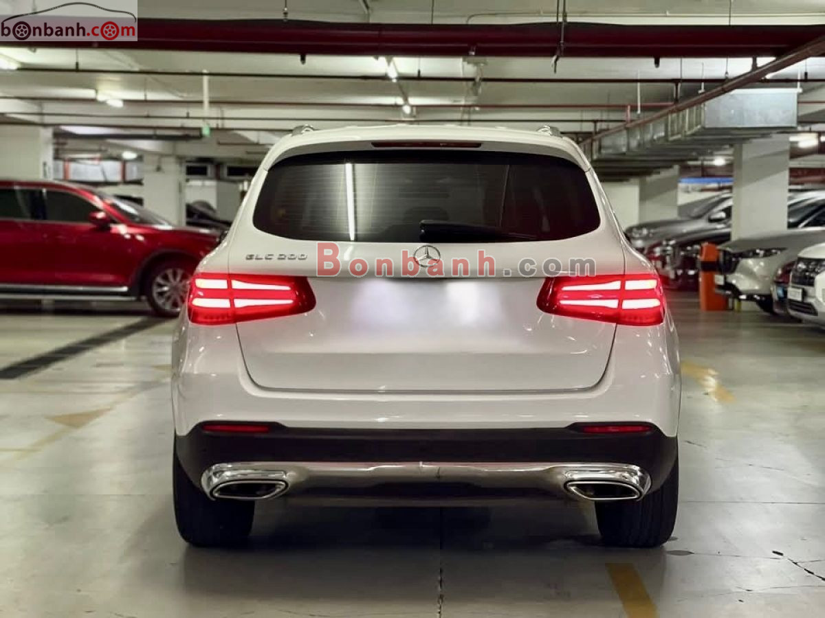 Bán ô tô Mercedes Benz GLC 200 - 2019 - xe cũ