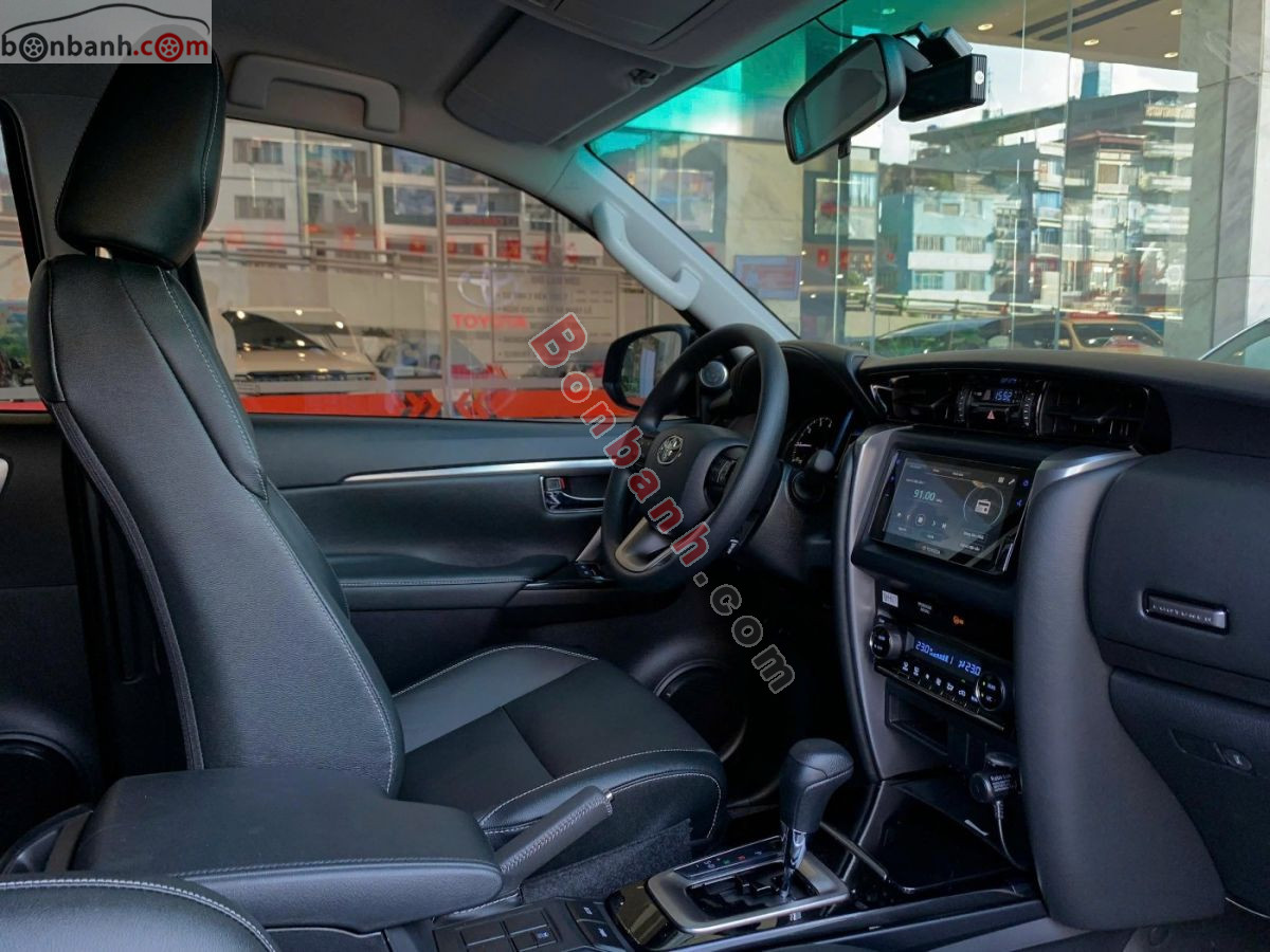 Bán ô tô Toyota Fortuner 2.4L 4x2 AT - 2024 - xe cũ