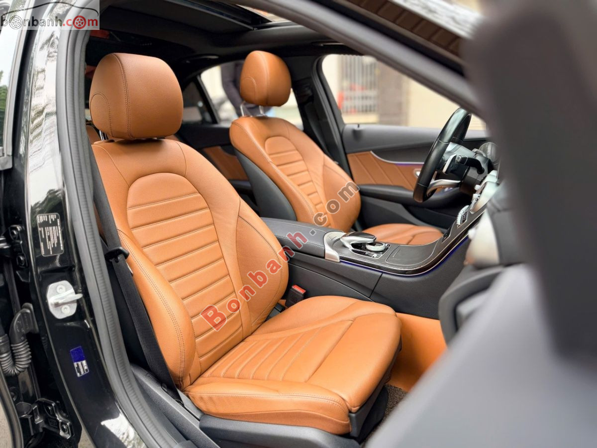 Bán ô tô Mercedes Benz C class C300 AMG - 2021 - xe cũ