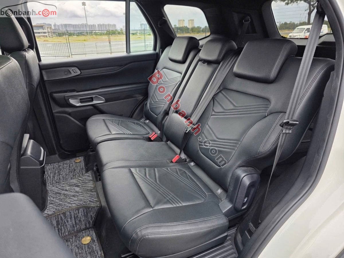 Bán ô tô Ford Everest Titanium 2.0L 4x2 AT - 2025 - xe cũ