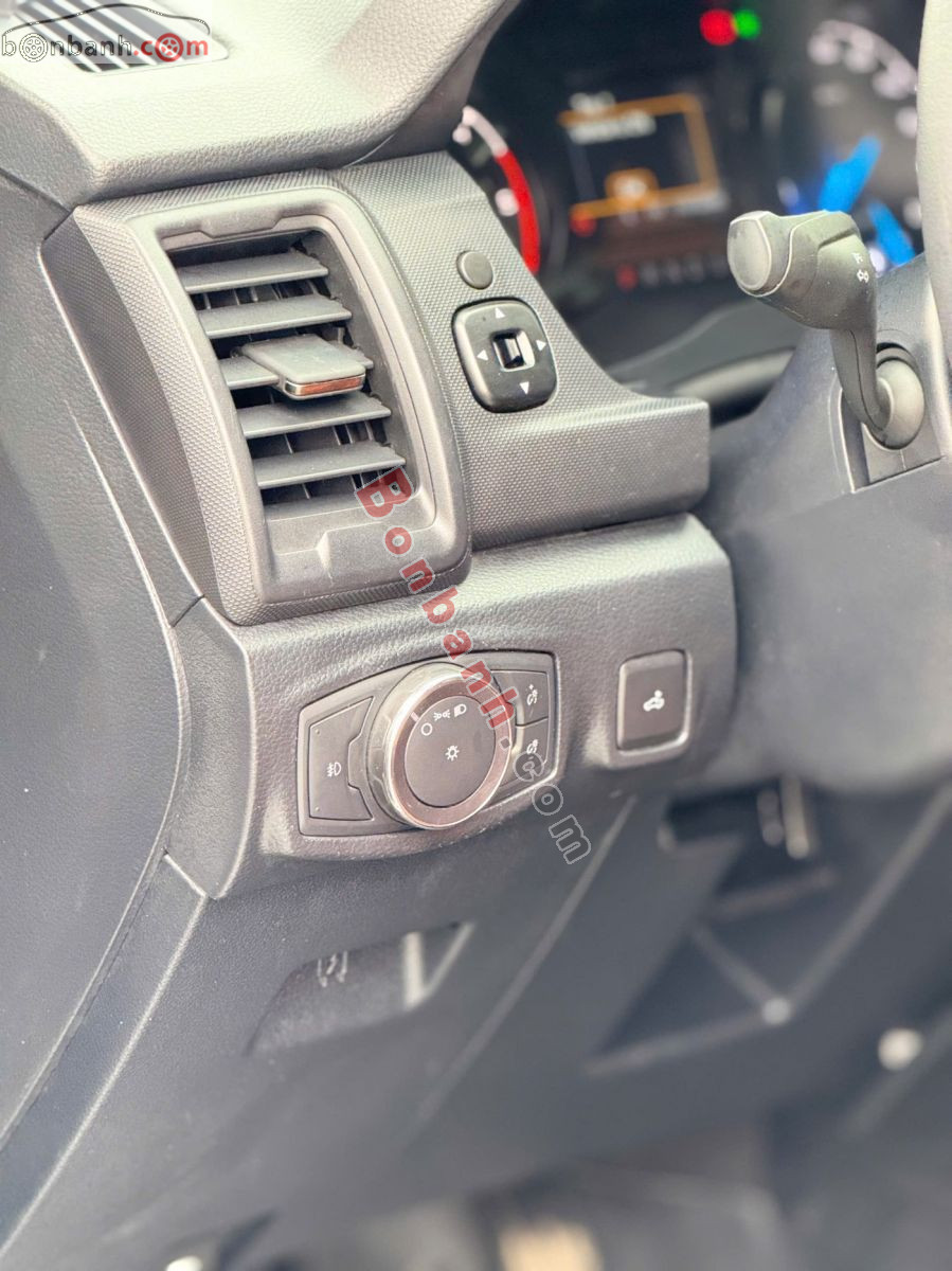 Bán ô tô Ford Ranger XLS 2.2L 4x2 AT - 2019 - xe cũ