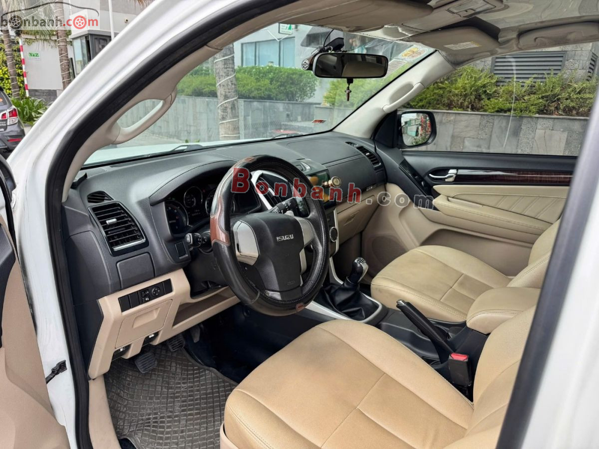 Bán ô tô Isuzu MU-X B7 1.9 4X2 MT - 2020 - xe cũ