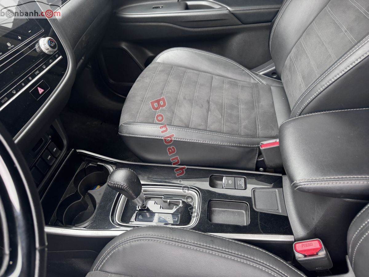 Bán ô tô Mitsubishi Outlander 2.0 CVT - 2022 - xe cũ