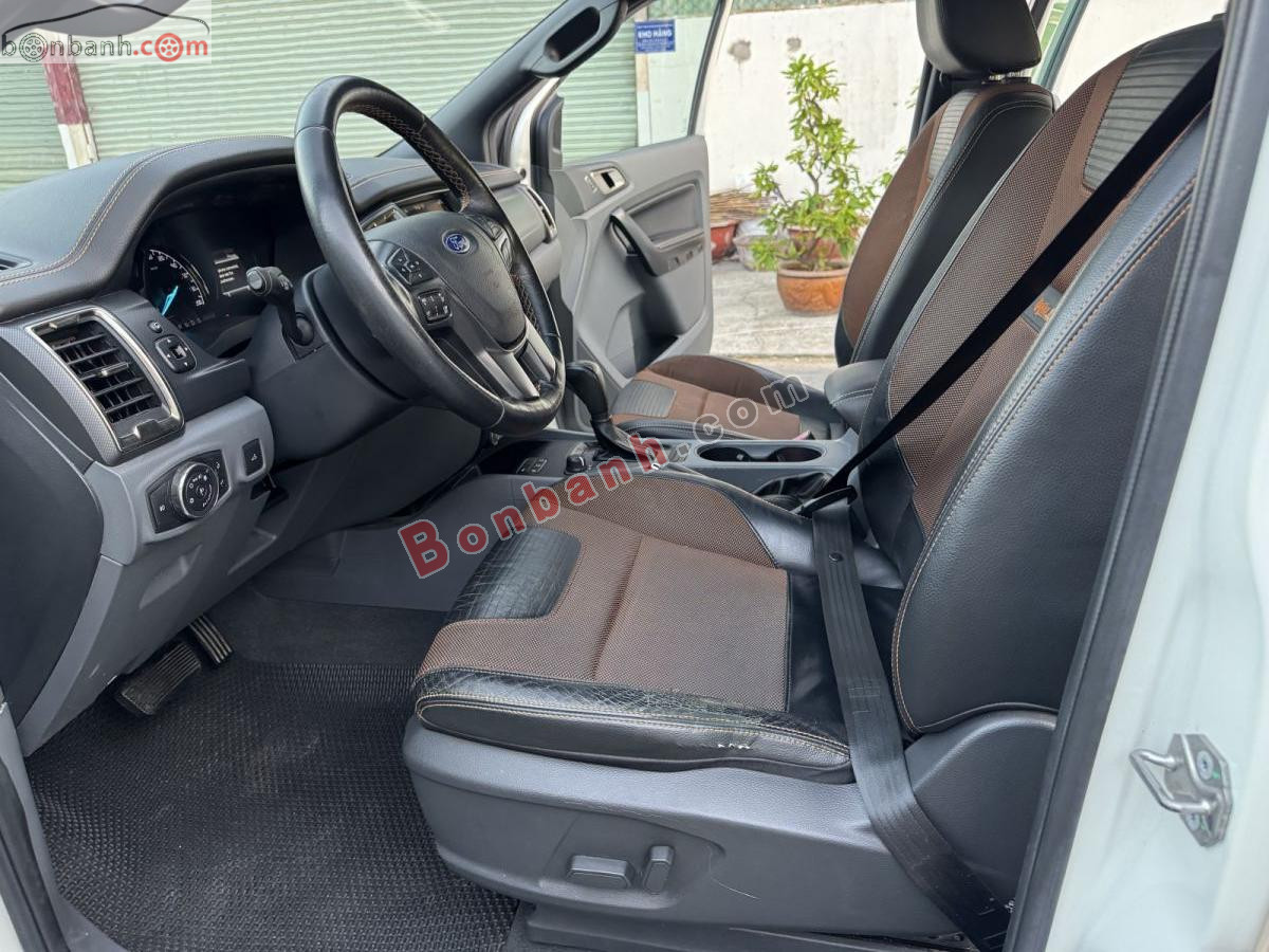Bán ô tô Ford Ranger Wildtrak 3.2L 4x4 AT - 2017 - xe cũ