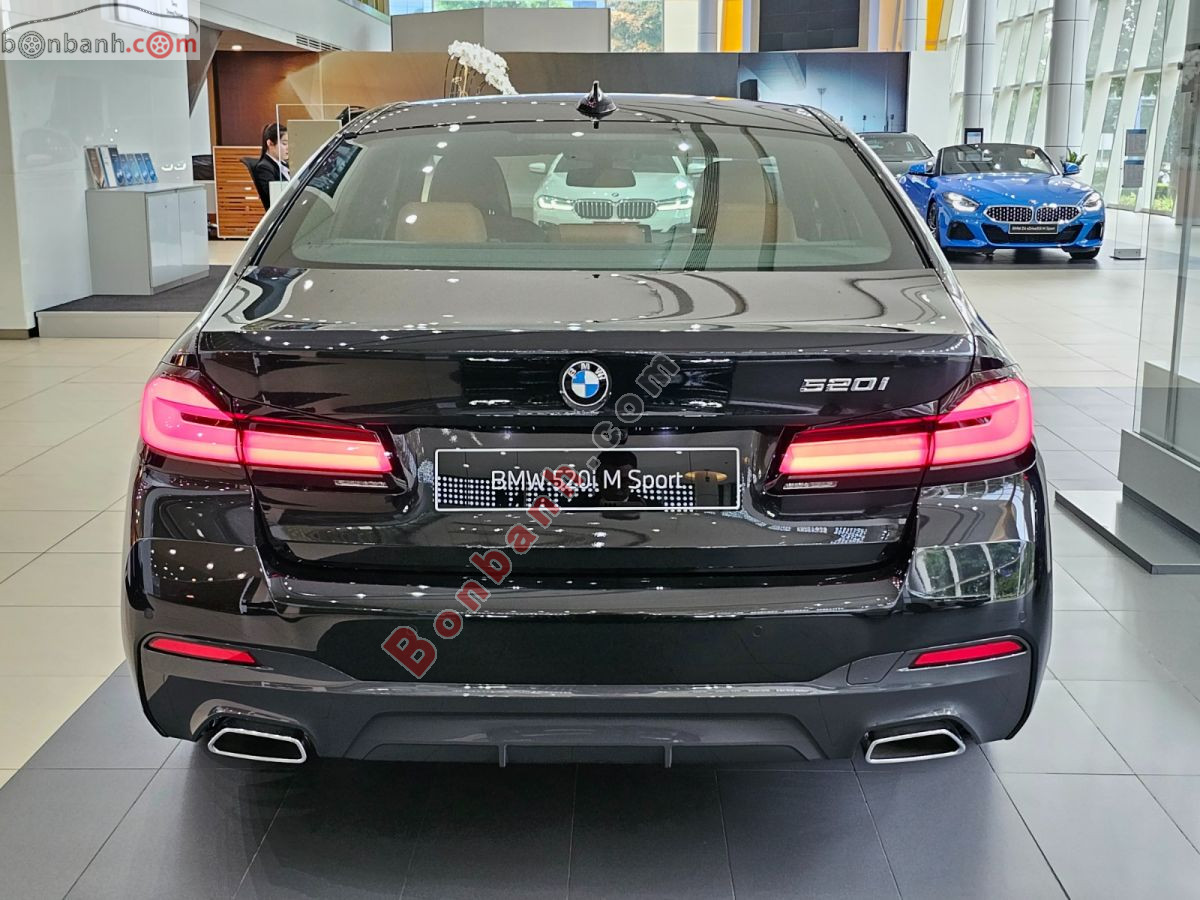 Bán ô tô BMW 5 Series 520i M Sport - 2023 - xe mới