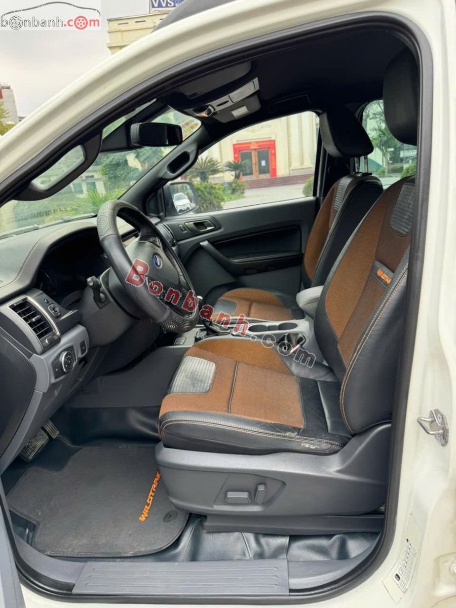 Bán ô tô Ford Ranger Wildtrak 3.2L 4x4 AT - 2015 - xe cũ
