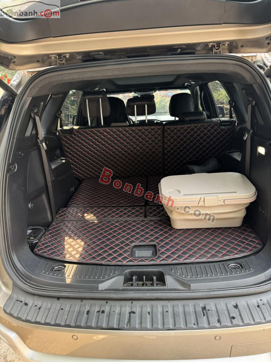 Bán ô tô Ford Everest Titanium 2.0L 4x4 AT - 2019 - xe cũ