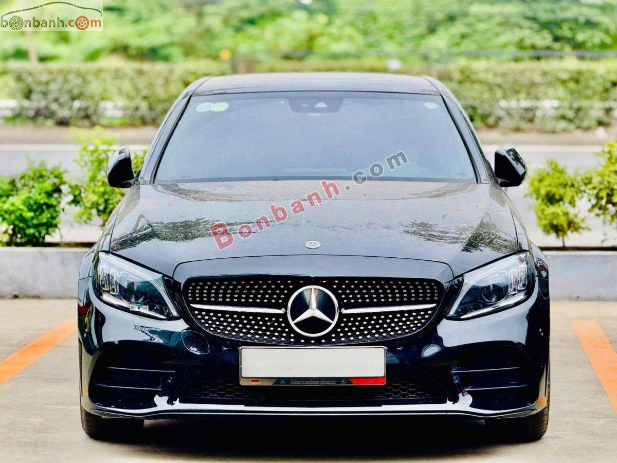 Bán ô tô Mercedes Benz C class C300 AMG - 2020 - xe cũ