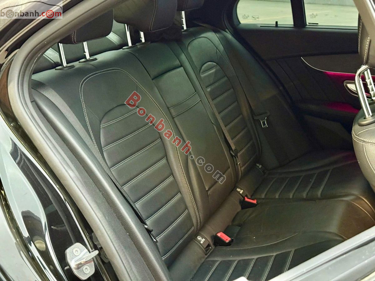 Bán ô tô Mercedes Benz C class C300 AMG - 2020 - xe cũ