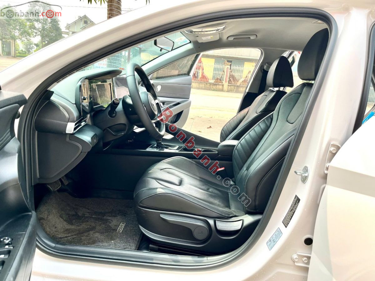 Bán ô tô Hyundai Elantra 1.6 AT Đặc biệt - 2024 - xe cũ