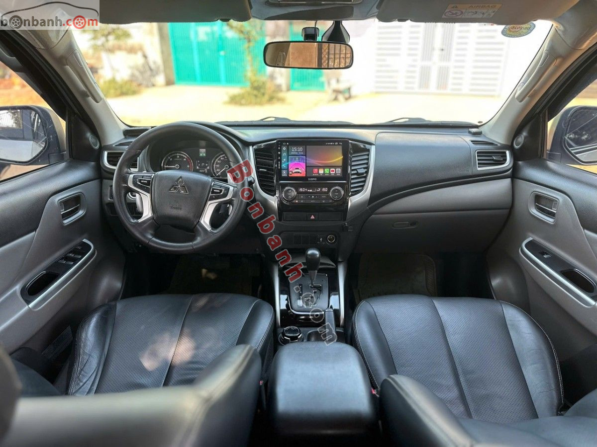 Bán ô tô Mitsubishi Triton 4x4 AT Mivec - 2017 - xe cũ