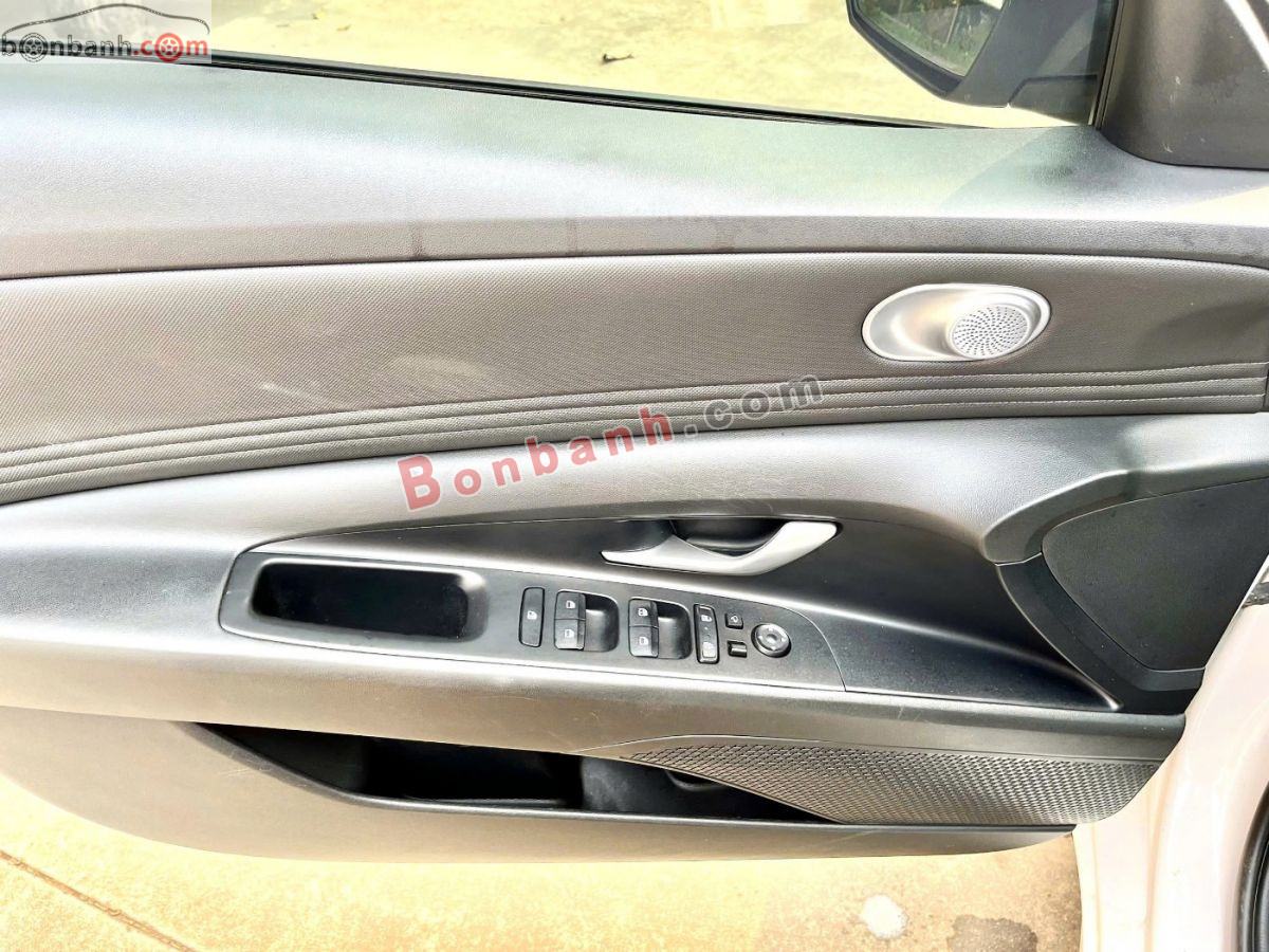 Bán ô tô Hyundai Elantra 1.6 AT Đặc biệt - 2024 - xe cũ