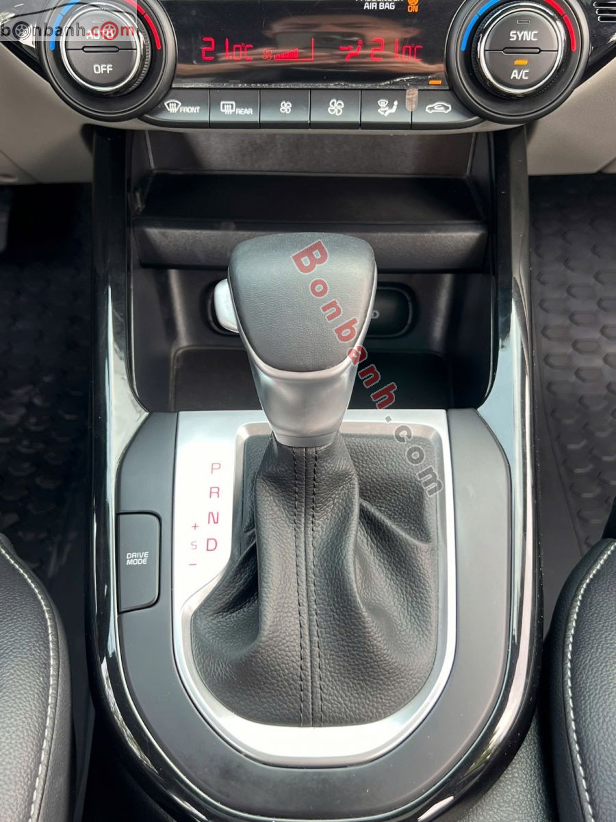 Bán ô tô Kia K3 Luxury 1.6 AT - 2025 - xe cũ