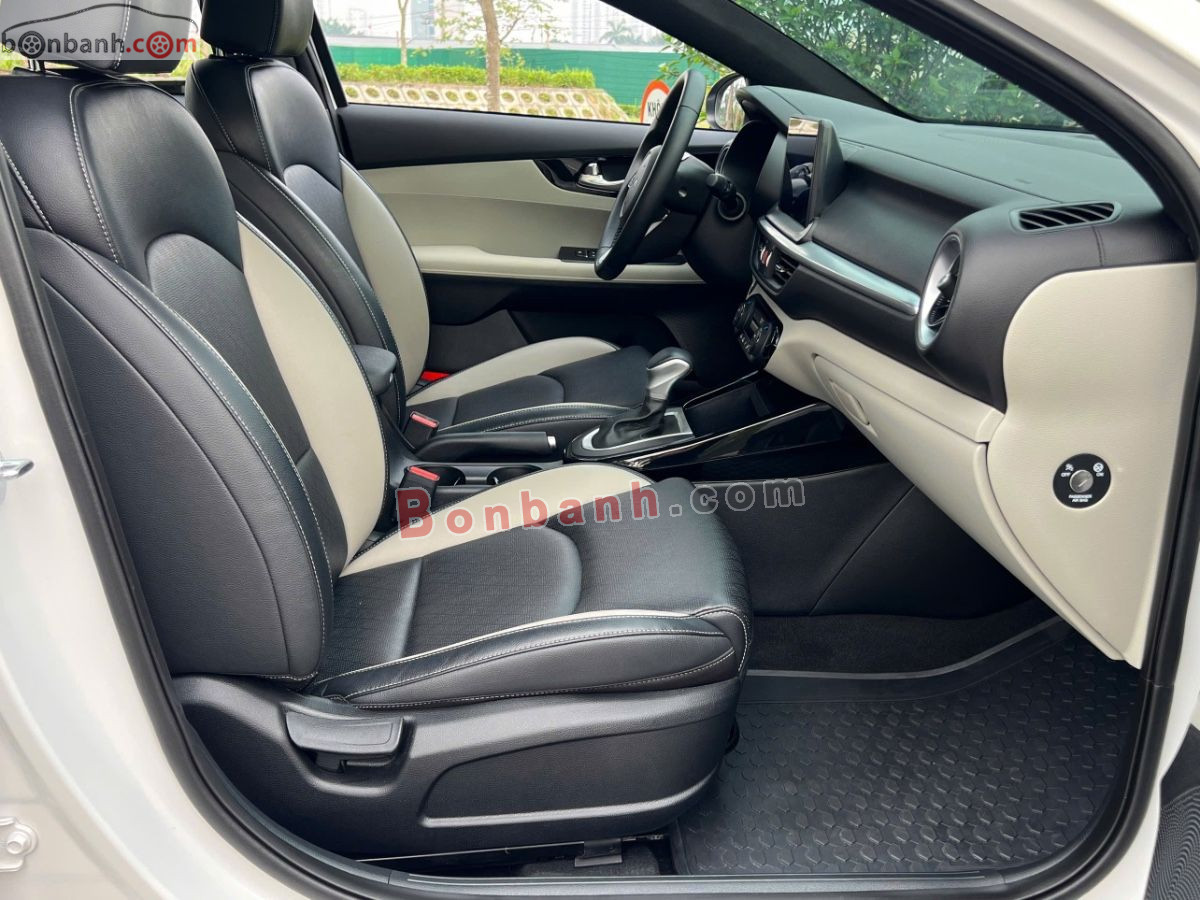 Bán ô tô Kia K3 Luxury 1.6 AT - 2025 - xe cũ