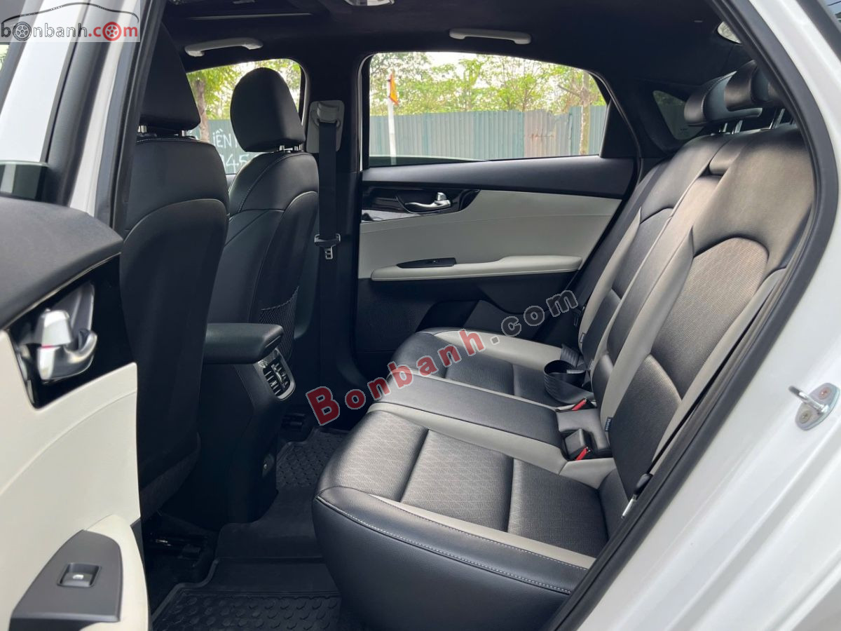 Bán ô tô Kia K3 Luxury 1.6 AT - 2025 - xe cũ