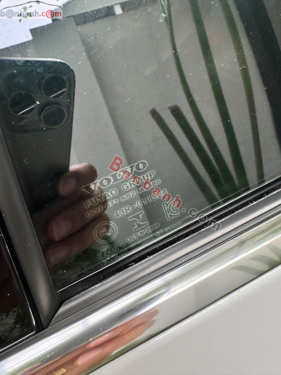 Bán ô tô Volvo XC60 Ultimate Bright B6 AWD - 2022 - xe cũ