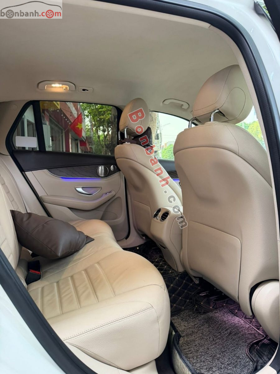 Bán ô tô Mercedes Benz GLC 200 4Matic - 2021 - xe cũ
