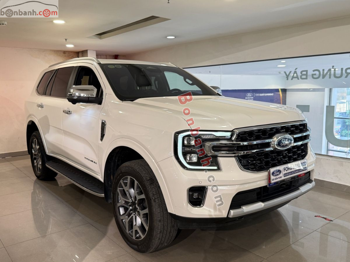 Bán ô tô Ford Everest Titanium Plus 2.0L 4x4 AT - 2025 - xe cũ