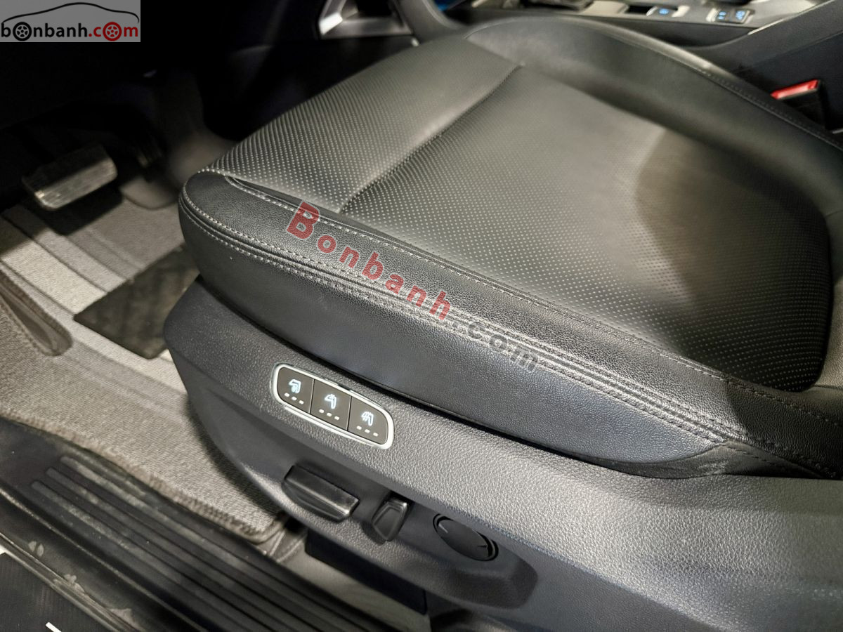 Bán ô tô Ford Everest Titanium Plus 2.0L 4x4 AT - 2025 - xe cũ