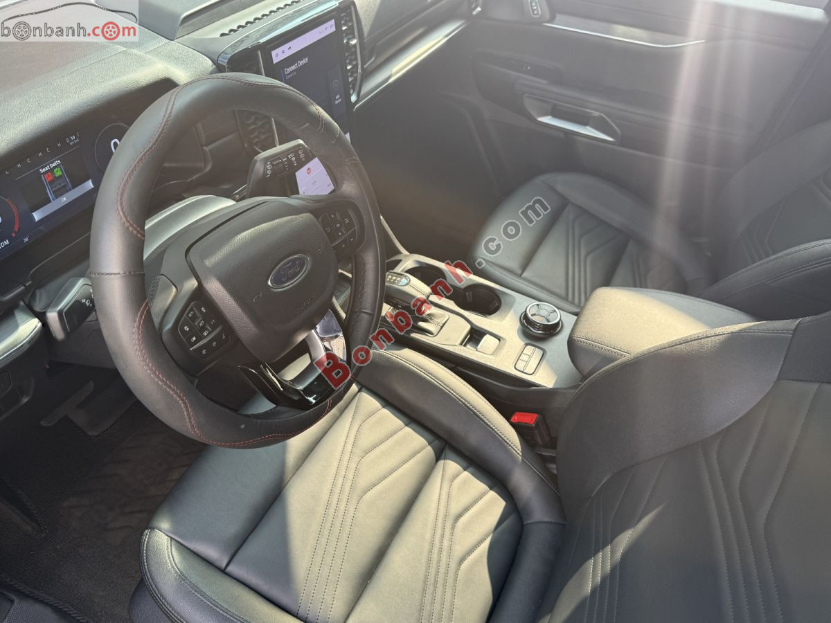 Bán ô tô Ford Everest Titanium Plus 2.0L 4x4 AT - 2024 - xe cũ