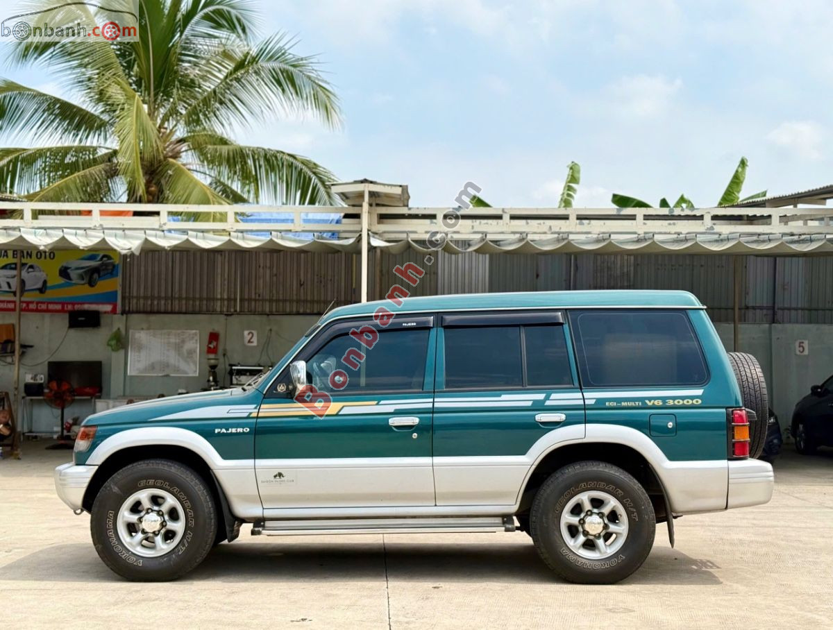 Bán ô tô Mitsubishi Pajero 3.0 - 2002 - xe cũ