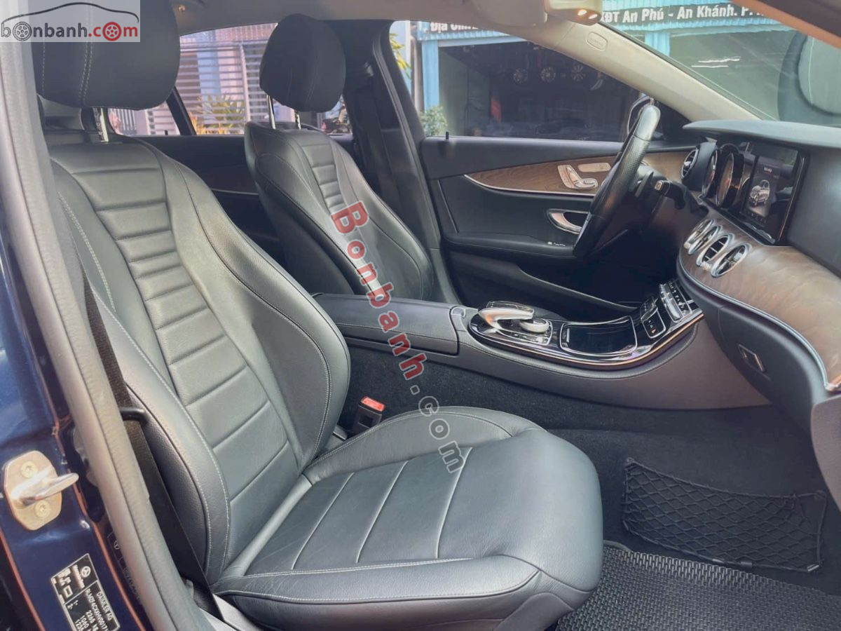 Bán ô tô Mercedes Benz E class E200 - 2017 - xe cũ