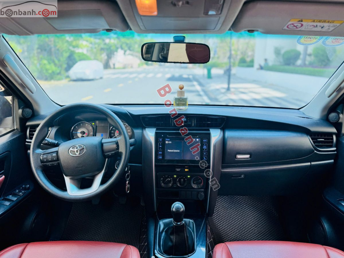 Bán ô tô Toyota Fortuner 2.4G 4x2 MT - 2019 - xe cũ