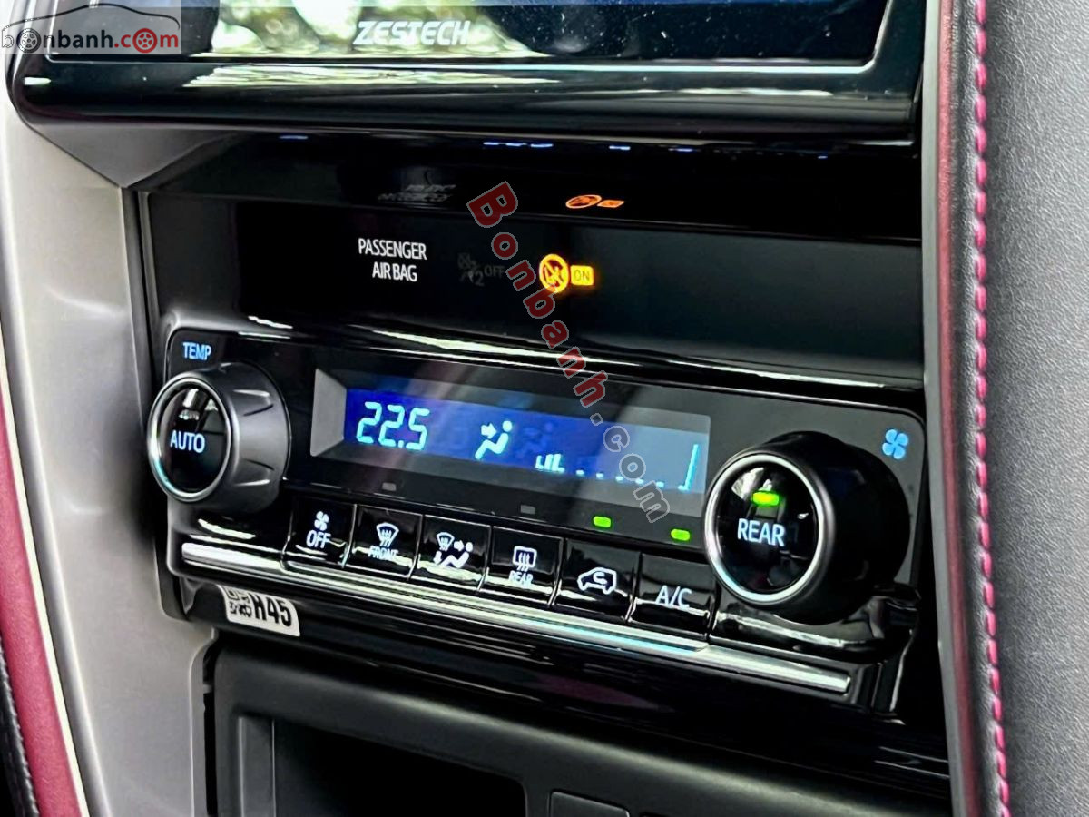 Bán ô tô Toyota Fortuner 2.4G 4x2 AT Legender - 2021 - xe cũ