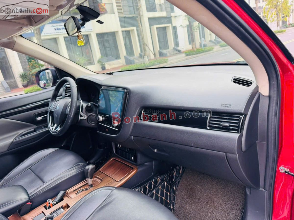 Bán ô tô Mitsubishi Outlander 2.0 CVT - 2020 - xe cũ