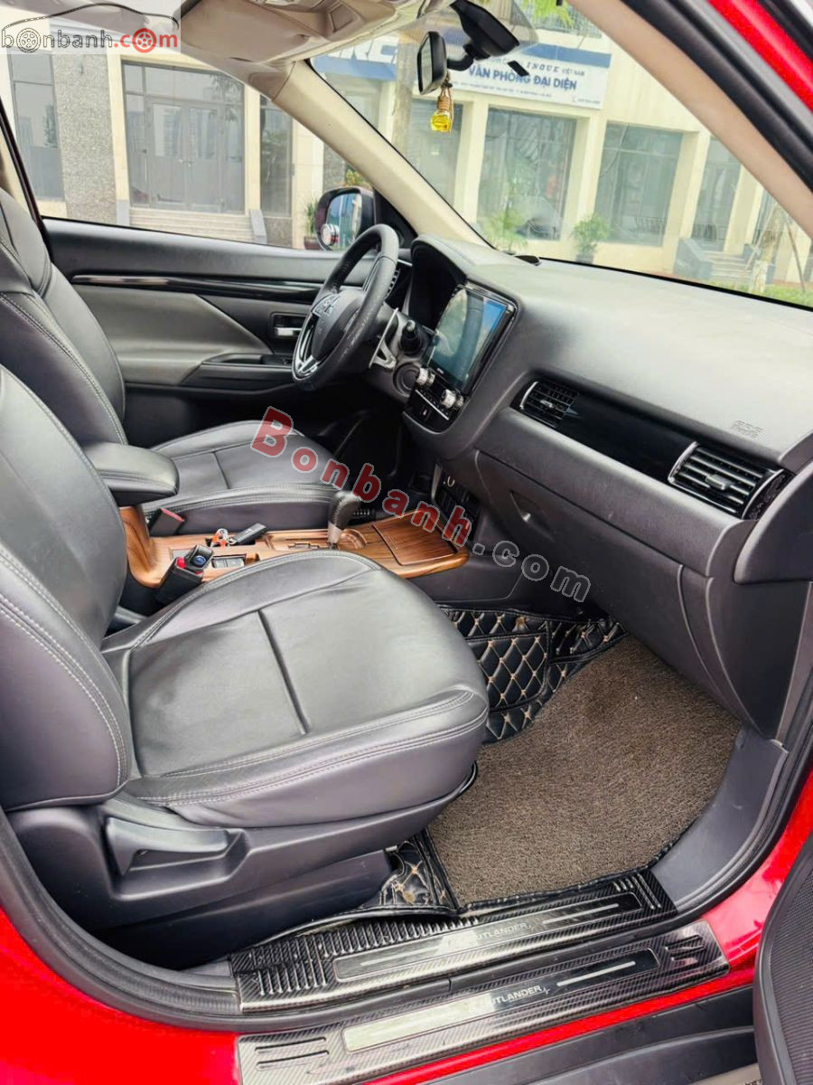 Bán ô tô Mitsubishi Outlander 2.0 CVT - 2020 - xe cũ