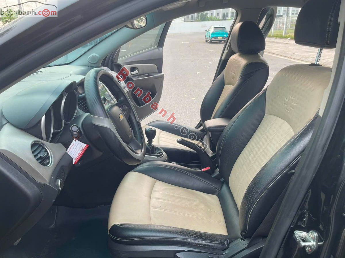 Bán ô tô Chevrolet Cruze LT 1.6 MT - 2016 - xe cũ