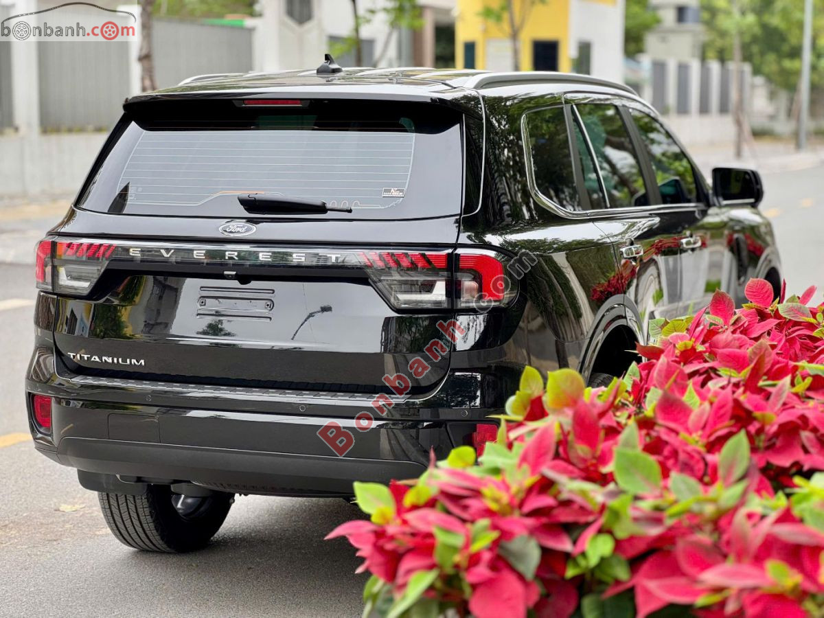 Bán ô tô Ford Everest Titanium 2.0L 4x2 AT - 2025 - xe cũ
