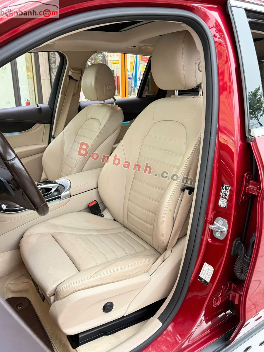 Bán ô tô Mercedes Benz GLC 300 4Matic - 2018 - xe cũ