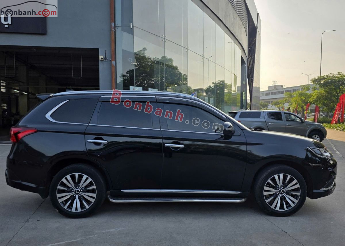 Bán ô tô Mitsubishi Outlander 2.0 CVT - 2023 - xe cũ