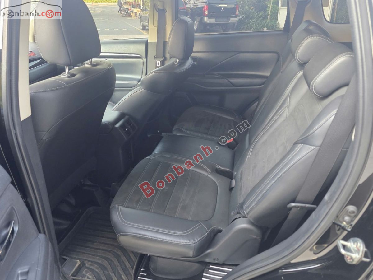 Bán ô tô Mitsubishi Outlander 2.0 CVT - 2023 - xe cũ