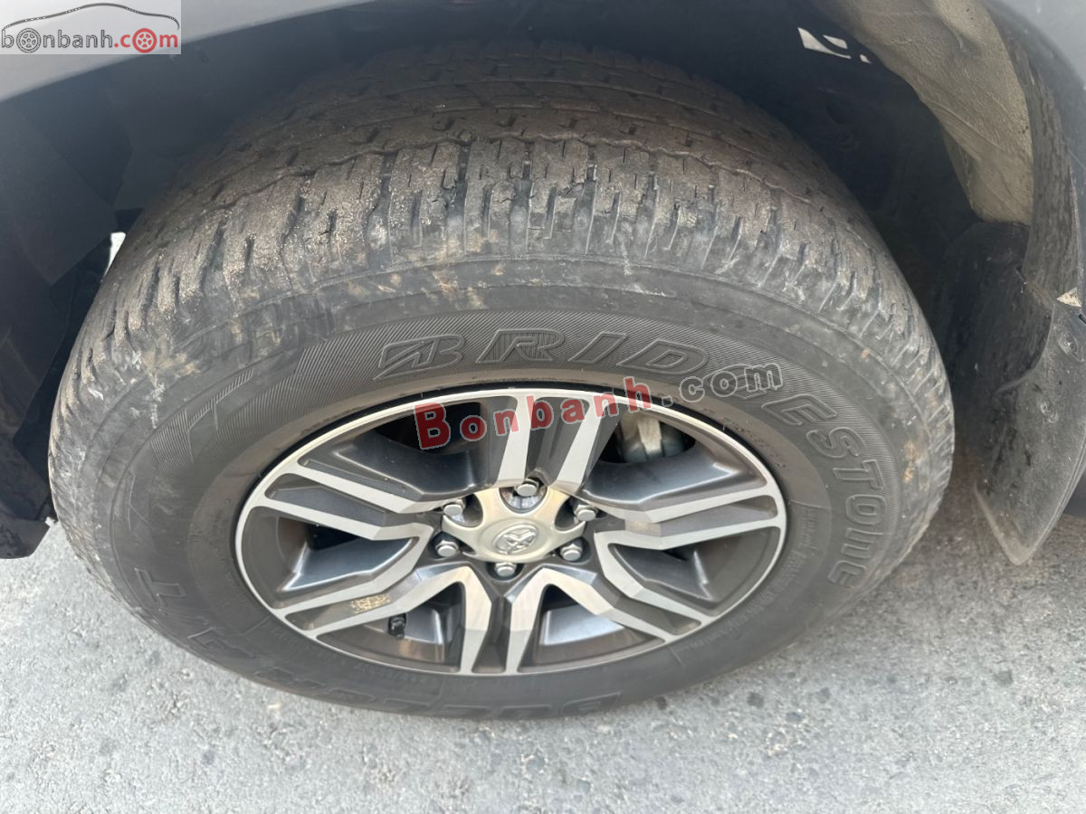 Bán ô tô Toyota Fortuner 2.4L 4x2 MT - 2022 - xe cũ