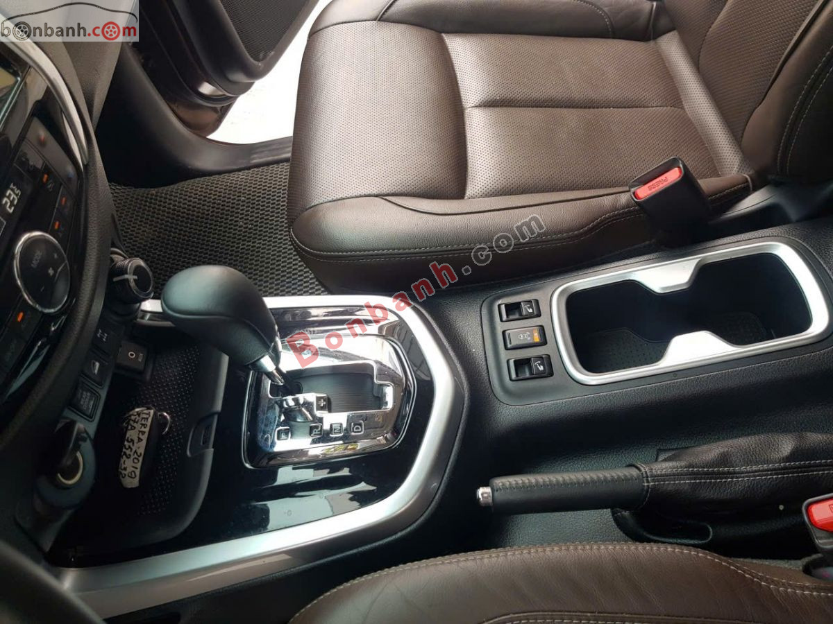 Bán ô tô Nissan Terra V 2.5 AT 4WD - 2019 - xe cũ